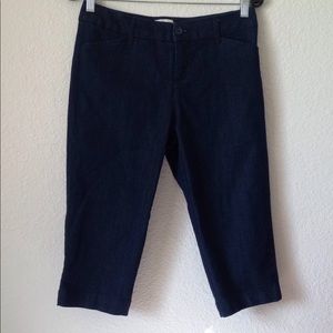 FINAL MARKDOWN Ladies' St John's Bay Denim Capris (4P)